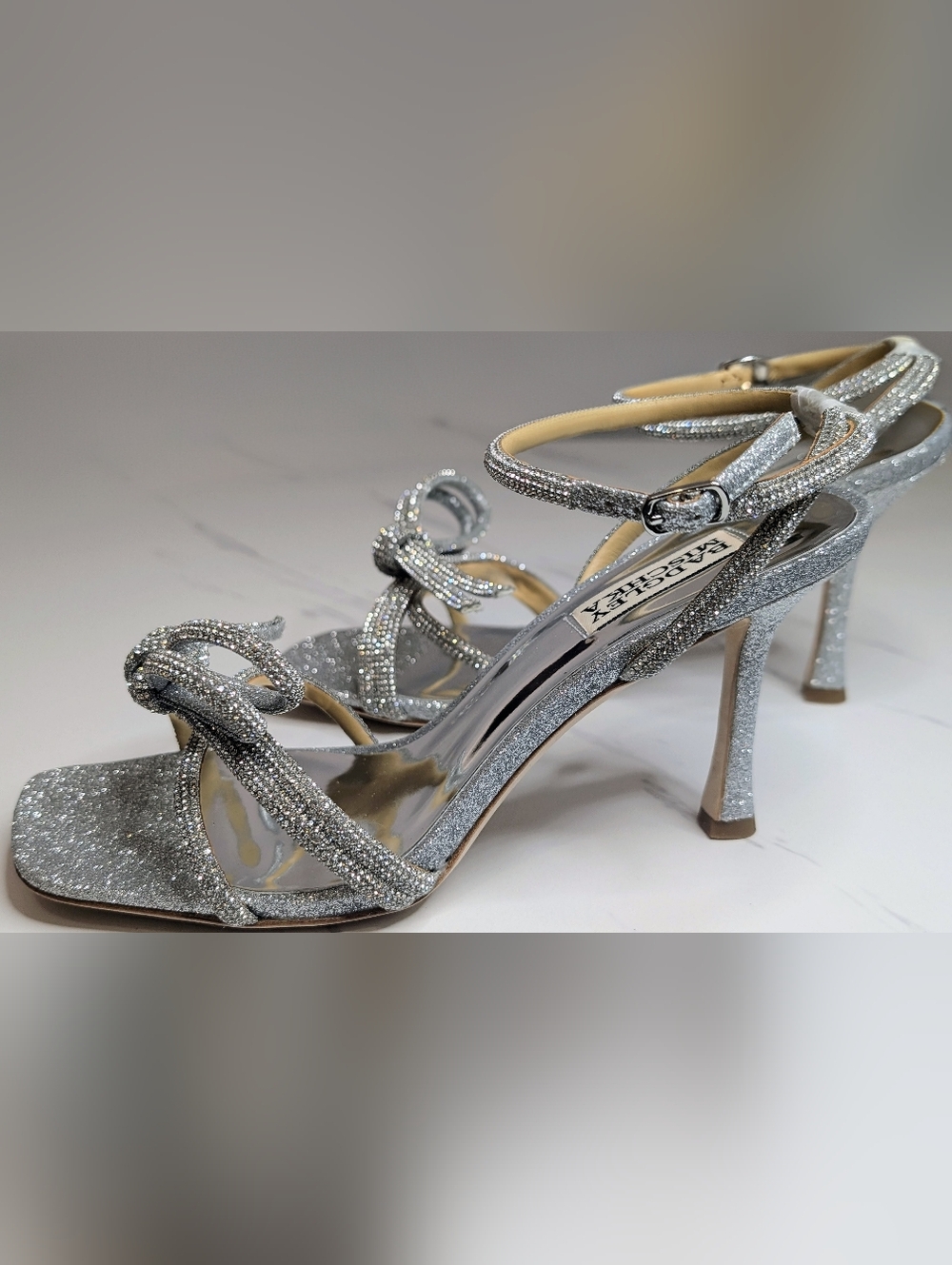 Badgley Mischka Effie Crystal Bow Heels Silver Ankle Strap Sandals Sz 8 NIB - Picture 3 of 10